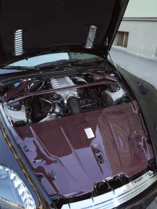 Aston Martin - Vantage